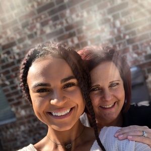 Meet your Posher, Kris